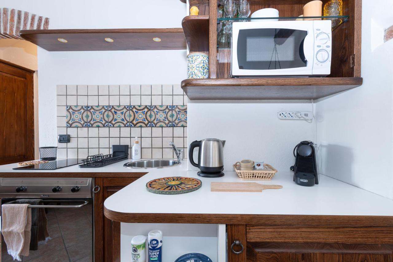 Cozy Studio In Old Town Apartman Como Kültér fotó