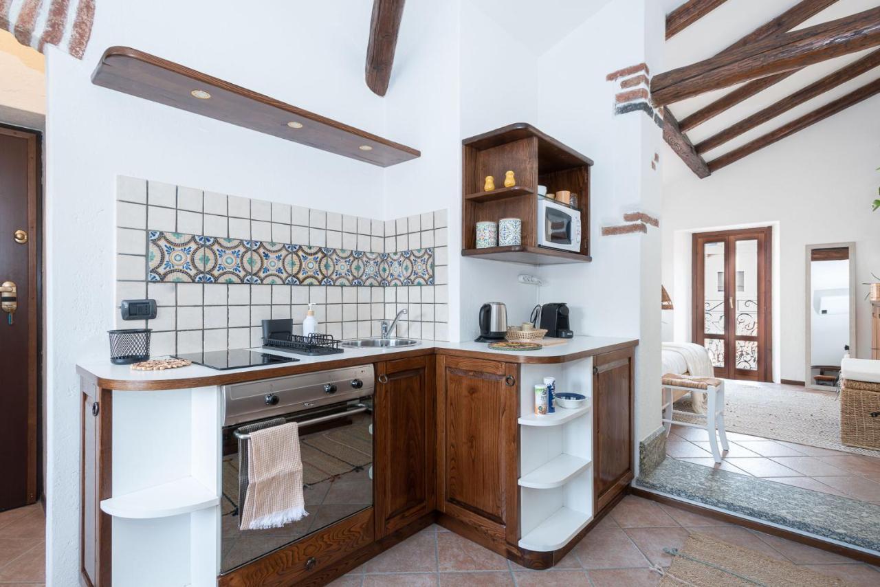 Cozy Studio In Old Town Apartman Como Kültér fotó